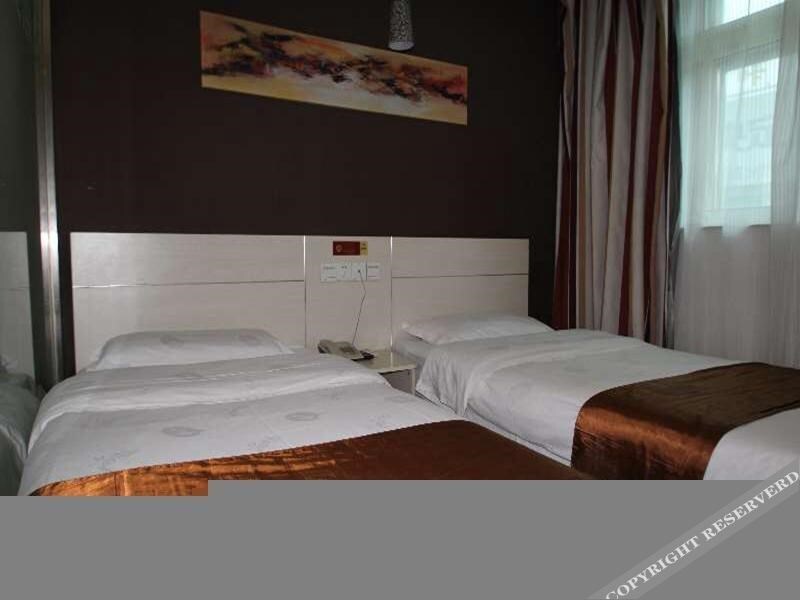 Ляньюньган: Thank Inn Plus Hotel Donghai Crystal City