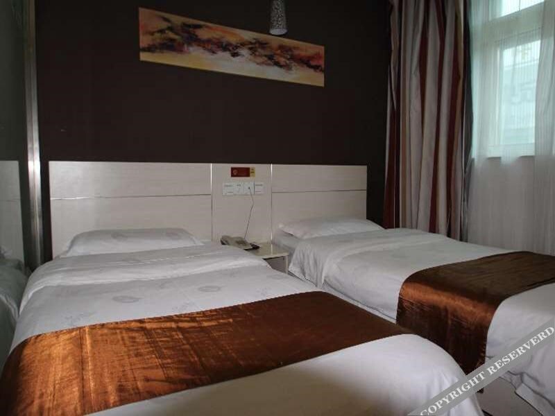 Ляньюньган: Thank Inn Plus Hotel Donghai Crystal City