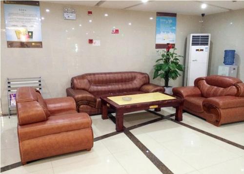Тайчжоу: Thank Inn Plus Hotel Jiangyan Pedestrian Street