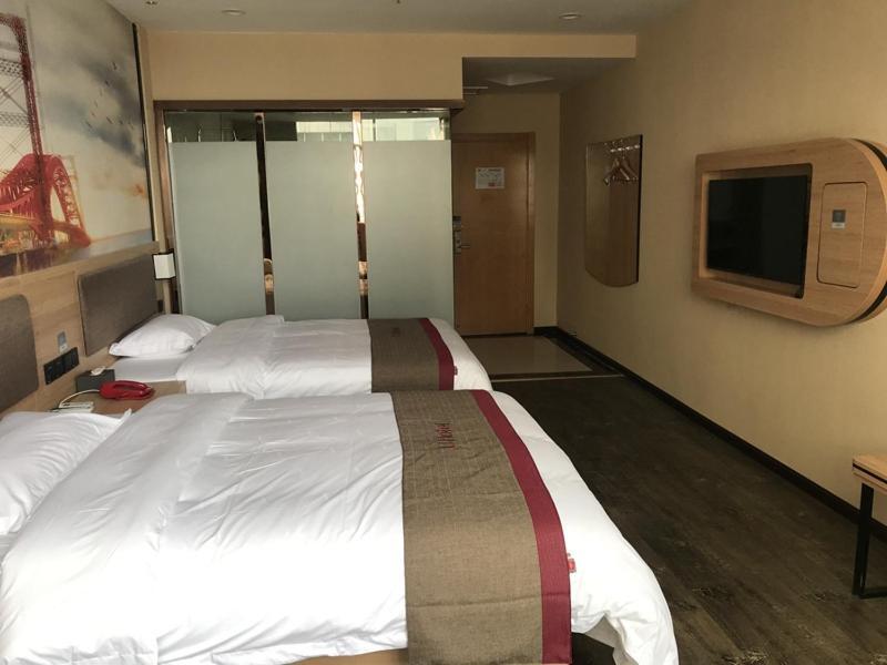 Эчжоу: Thank Inn Plus Hotel Hubei Ezhou Echeng District Wuhan East Ocean World