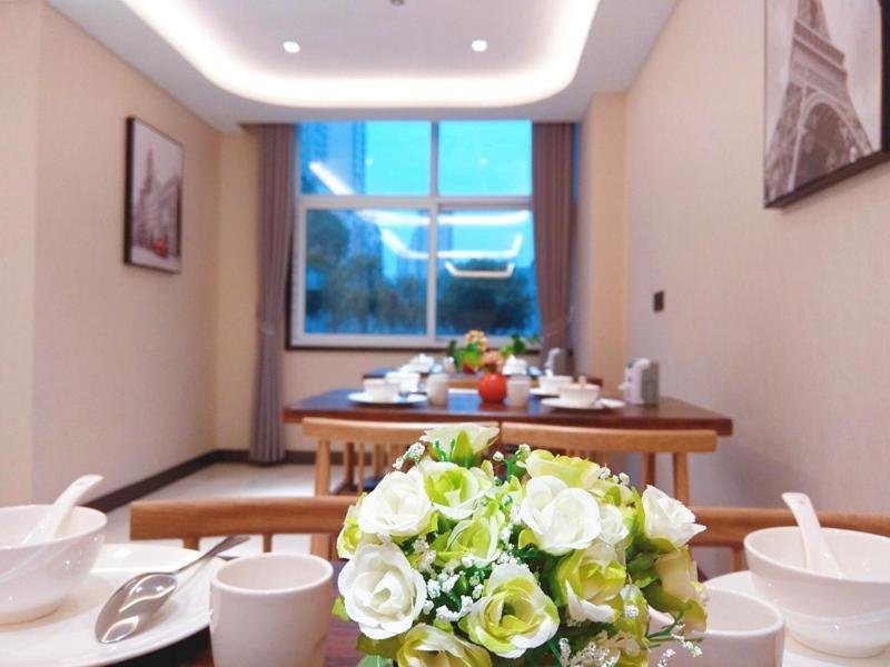 Эчжоу: Thank Inn Plus Hotel Hubei Ezhou Echeng District Wuhan East Ocean World