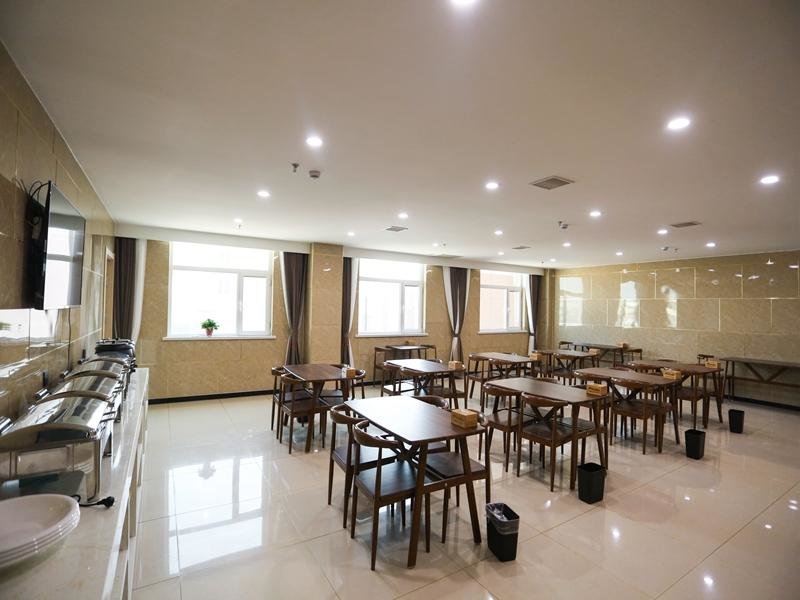 Синтай: Thank Inn Plus Hotel Hebei Handan Jize County Huimeng Town South Street