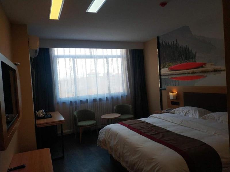 Жичжао: Thank Inn Plus Hotel Chengyang South Road  Hospital of Chinese Traditional Medicine