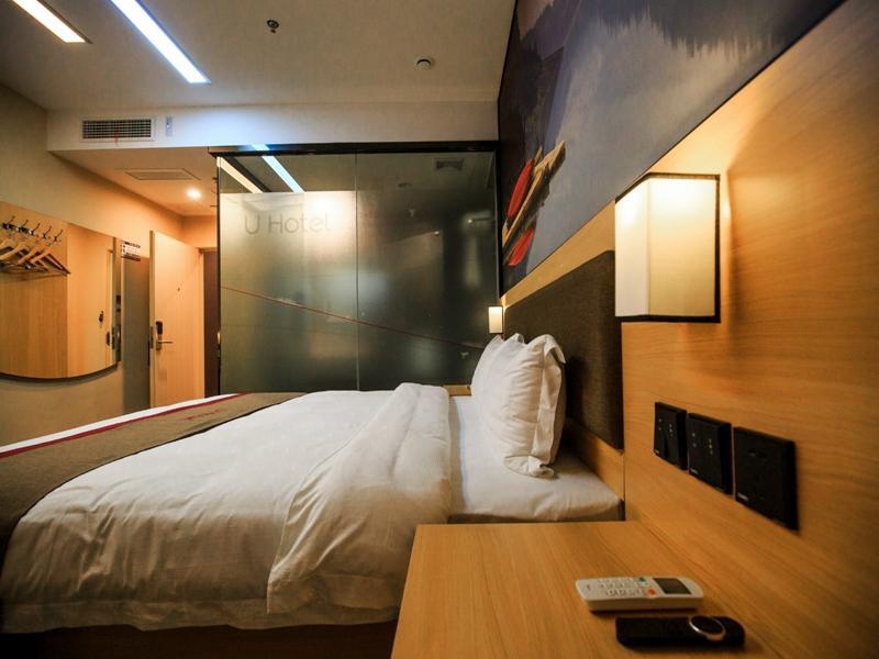 Чунцин: Thank Inn Plus Hotel Chongqing Qijiang high-speed Railway Station Sports Center