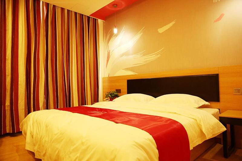Чжанцзякоу: Thank Inn Chain Hotel Hebei Zhangjiakou North Railway Station