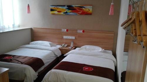 Луань: Thank Inn Hotel Anhui Huoshan Piyuan West Road