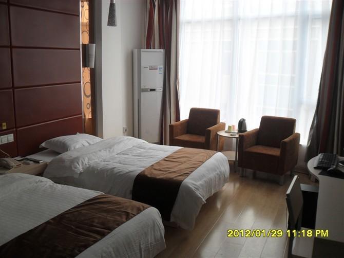 Юнчжоу: Thank Inn Hotel Hu'Nan Ningyuan Chonghua Nan Road