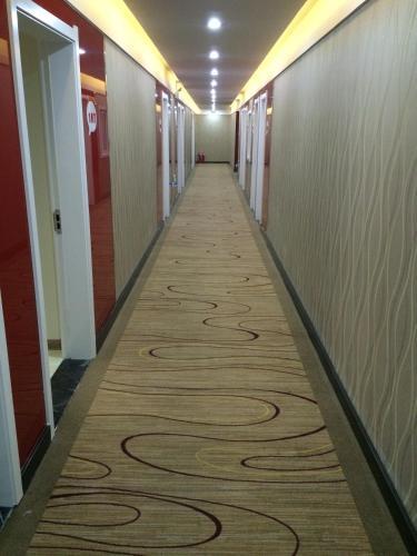 Синьсян: Thank Inn Hotel He'Nan Xinxiang Yuanyang Industrial Cluster Area
