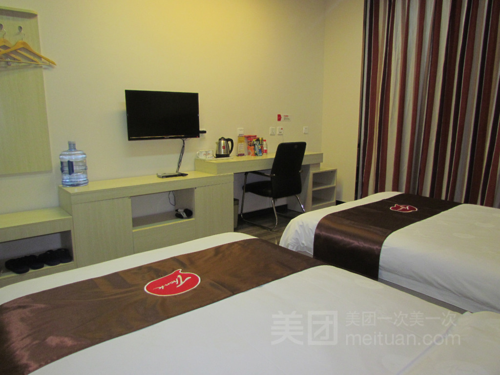 Хандань: Thank Inn Hotel Hebei Xingtai Shaheweisan Road Expressway Intersection