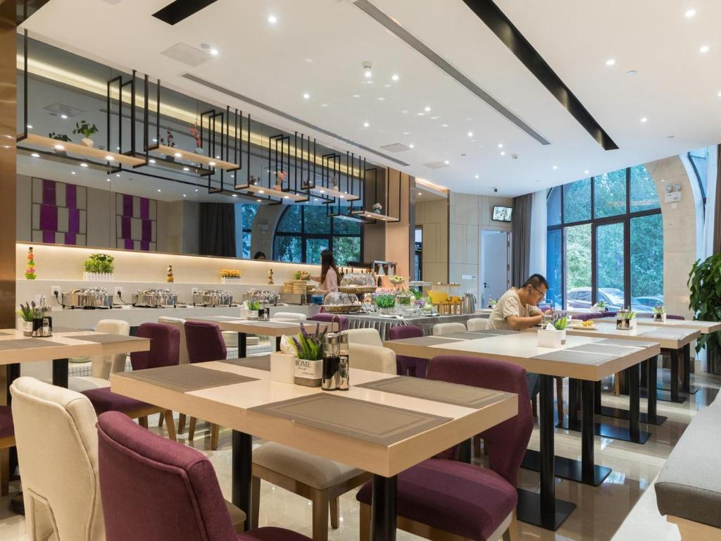 Цанчжоу: Lavande Hotels· Cangzhou Kaiyuan Avenue Rongsheng Plaza
