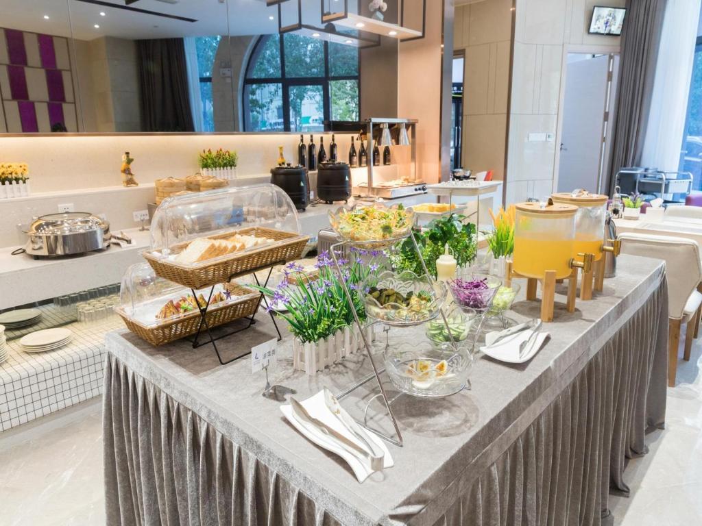 Цанчжоу: Lavande Hotels· Cangzhou Kaiyuan Avenue Rongsheng Plaza