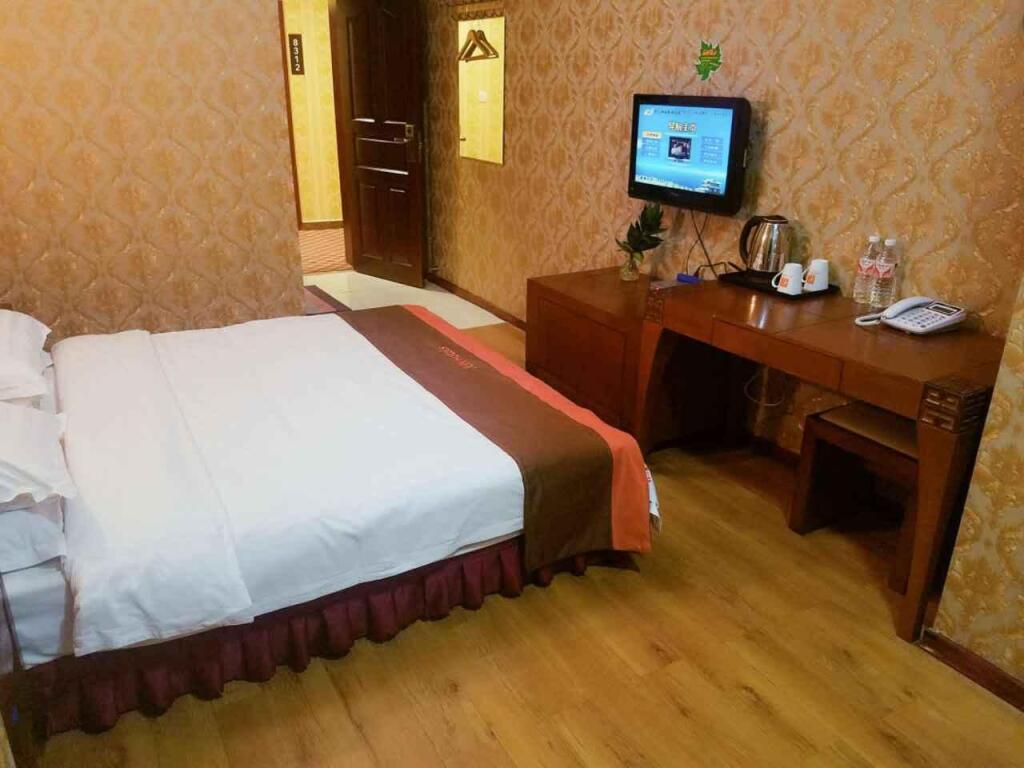 Цанчжоу: Jun Hotel Hebei Cangzhou Hejian City Shijing Dong Road
