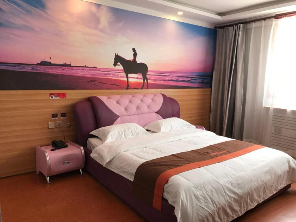 Циньхуандао: Jun Hotel Hebei Qinhuangdao Haigang District Yanshan Street Nursing School