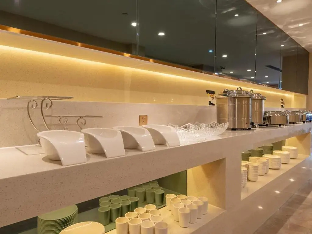 Хецзе: Lavande Hotels· Heze University Road