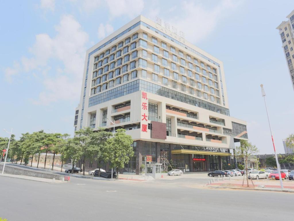 Дунгуань: Lavande Hotels· Dongguan Liaobu Center