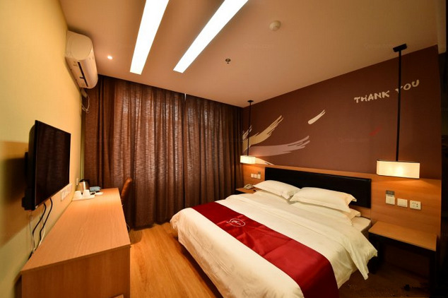Чифэн: Thank Inn Hotel Inner Mongolia Chifeng Kungang Road