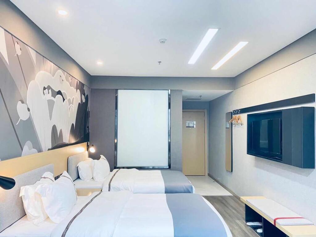 Ичан: Thank Inn Hotel Hubei Yichang Wuyi Square