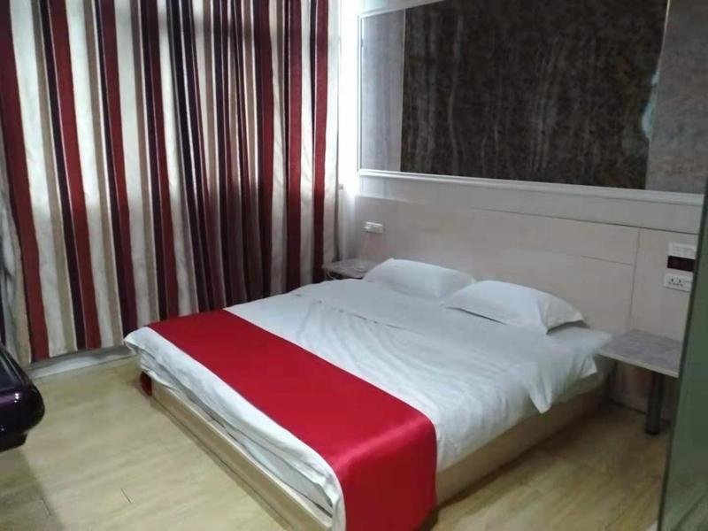 Фуян: Thank Inn Hotel Anhui Fuyang Business and Trade City