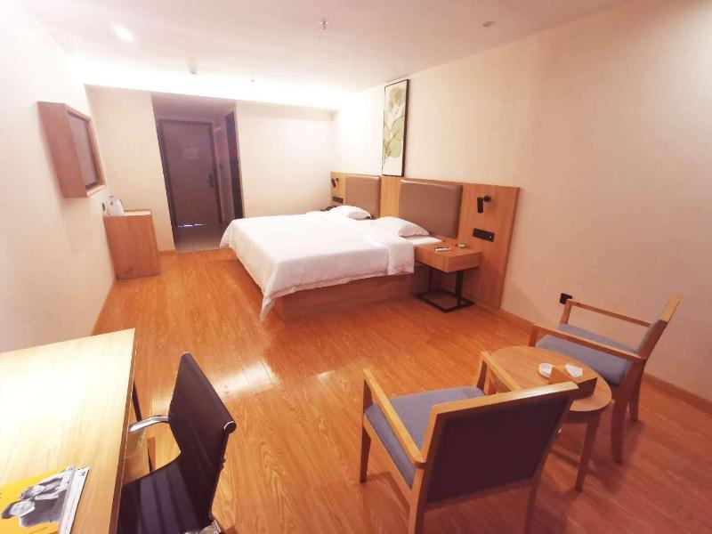 Циньчжоу: GreenTree Inn Qinzhou East Railway Station