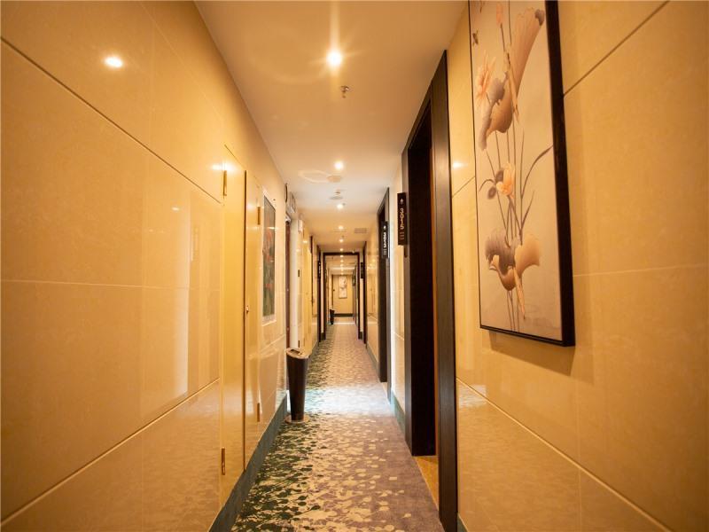 Циньчжоу: GreenTree Inn Qinzhou East Railway Station
