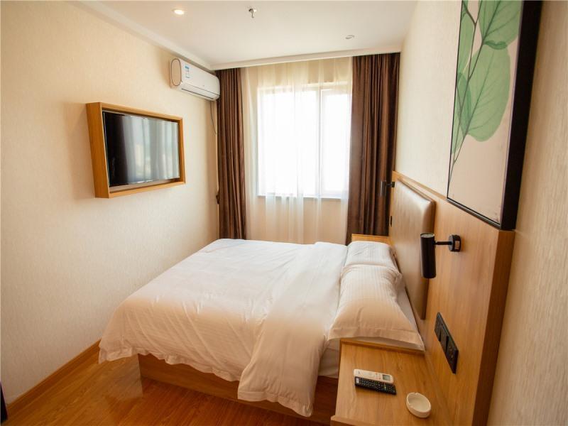 Циньчжоу: GreenTree Inn Qinzhou East Railway Station
