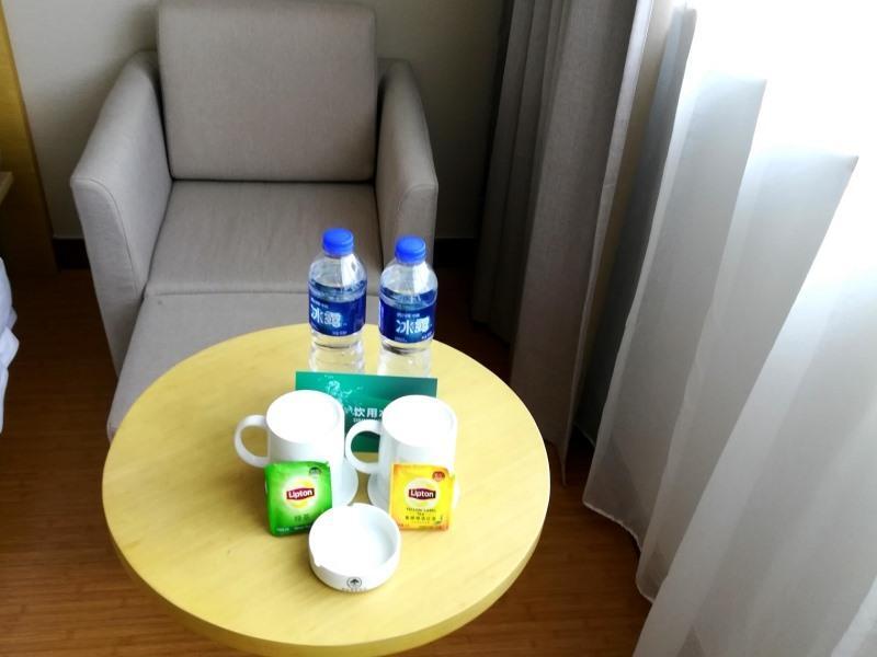 Яньчэн: GreenTree Inn Dongtai Sancang Town