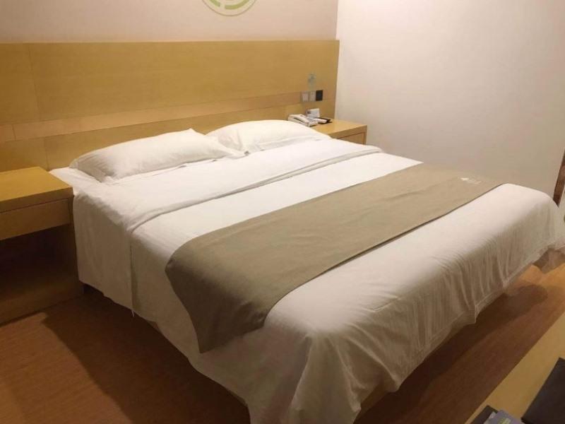 Яньчэн: GreenTree Inn Dongtai Sancang Town