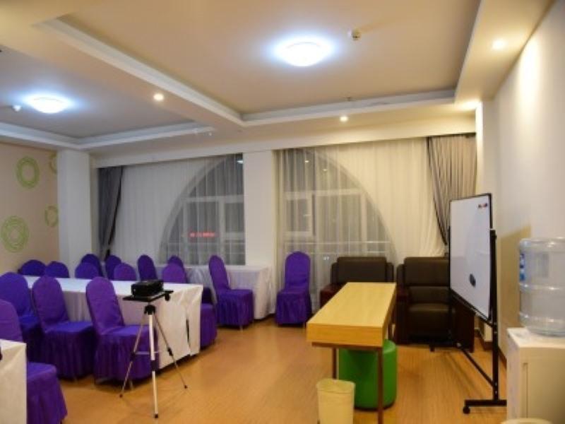 Циньхуандао: GreenTree Inn Qinhuangdao Changli County Guangyuan Life Square Duanyang Street East Section