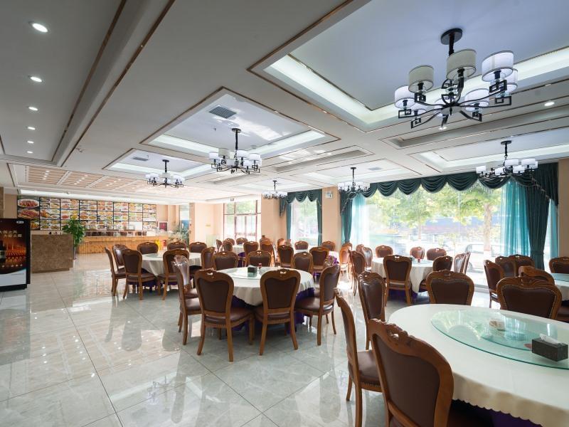 Циньхуандао: GreenTree Inn Qinhuangdao Changli County Guangyuan Life Square Duanyang Street East Section