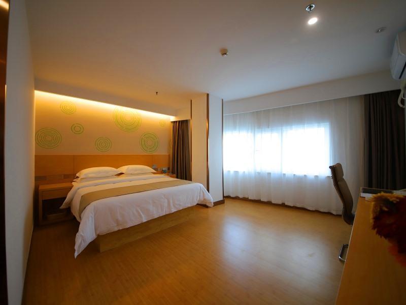 Хандань: GreenTree Inn Wu'an City Plaza