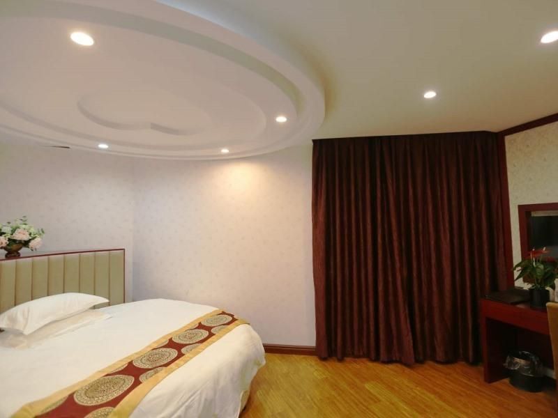 Аньцин: GreenTree Alliance Hotel Anqing Susong County Bus Station