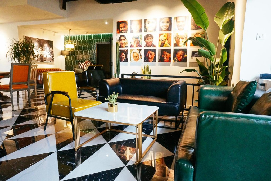Чэнду: Chengdu Local Tea Hostel Poshpacker