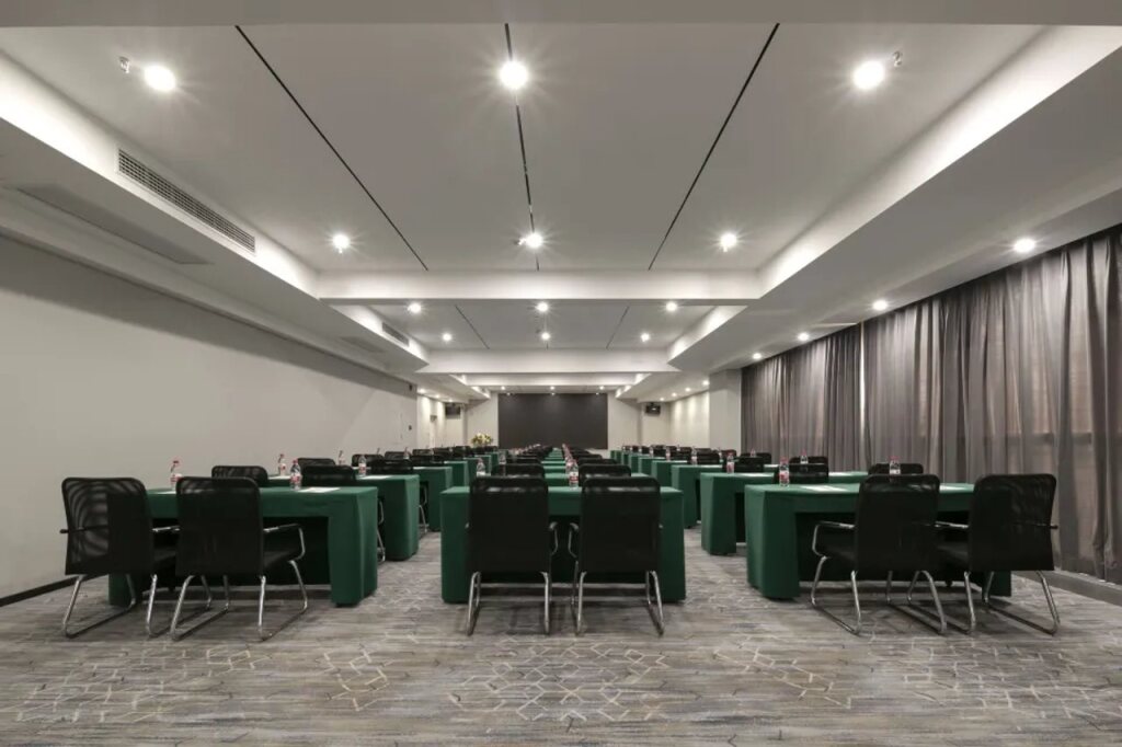 Цзинчжоу: Echarm Hotel Jingzhou Olympic Sports Center