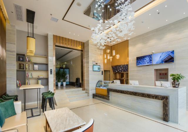 Чанша: City Comfort Inn Changsha South Railyway Station West Square