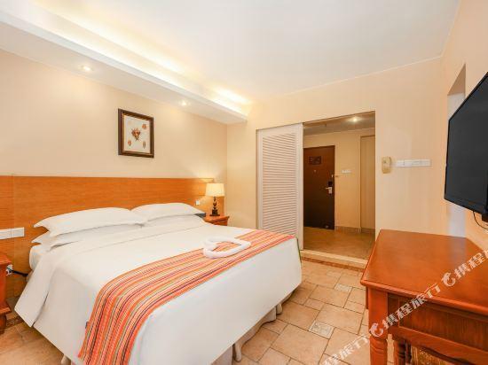 Хойчжоу: Wehouse Spanish-themed resort hotel in Twin Moon Bay, Huizhou