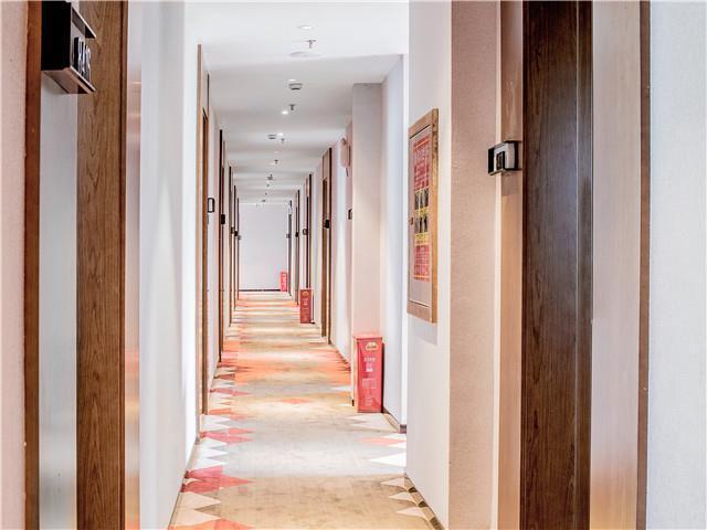 Чанша: Borrman Hotel Changsha Yingbin Road Metro Station