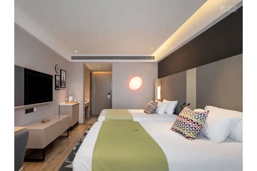 Ухань: Campanile Hotel Wuhan Zhongnan Road Metro Station