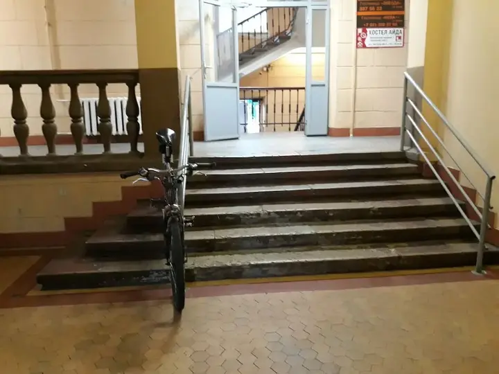 Санкт-Петербург: Хостелы Let's Go Here