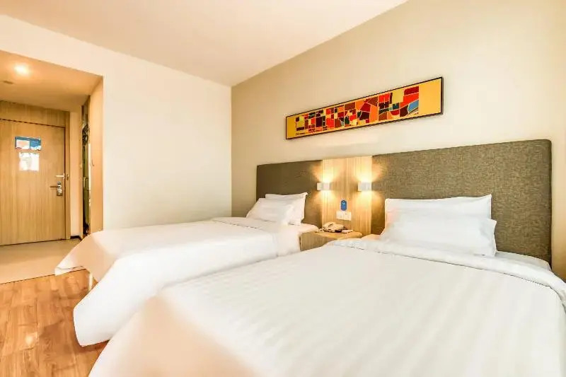 Ханчжоу: Hanting Hotel Hangzhou Xiaoshan South Railway Station