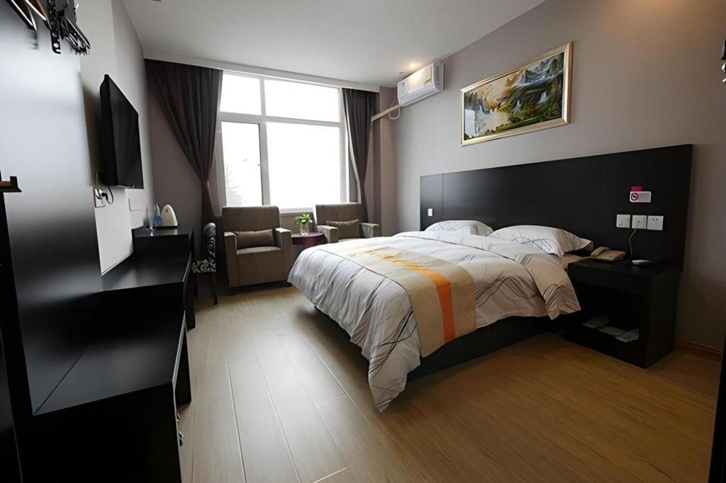Циндао: City 118 Selected Hotel Jimo Huanxiu Office