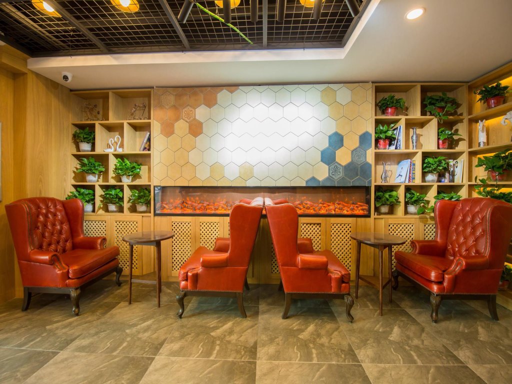 Харбин: James Joyce Coffetel Harbin Central Street
