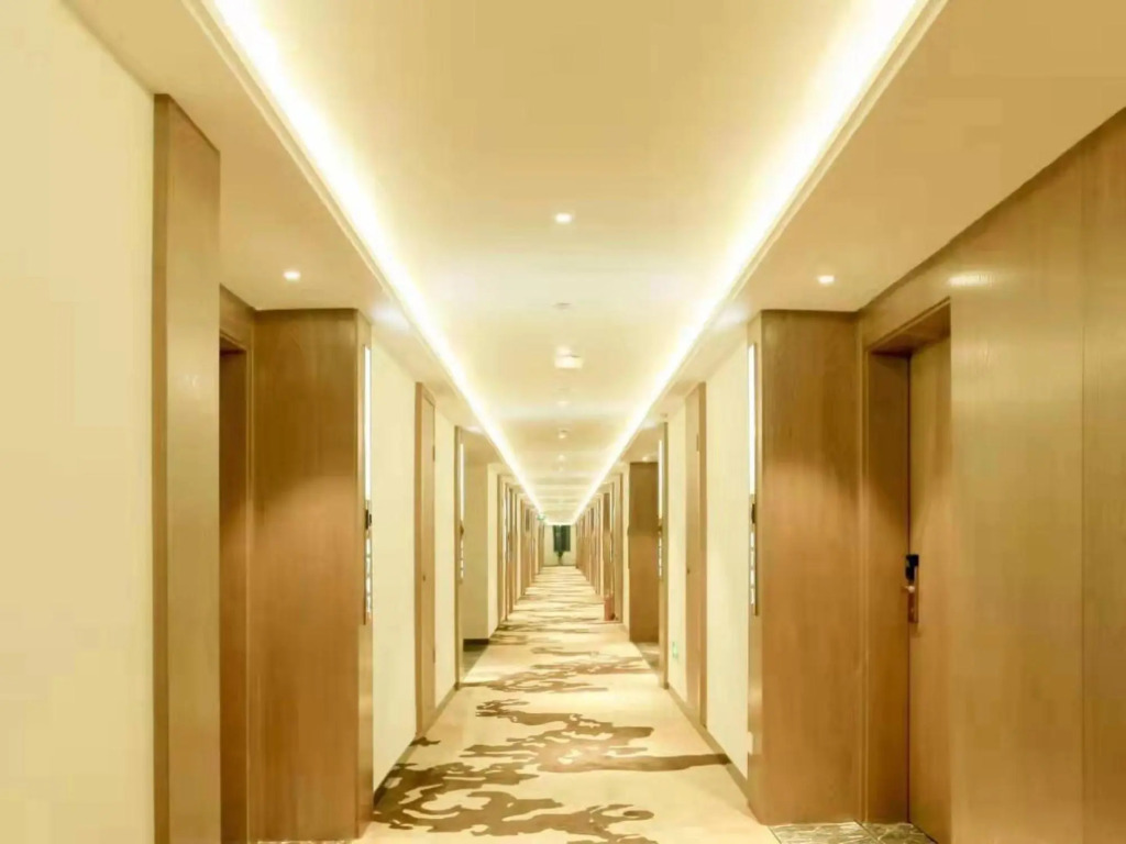 Тайчжоу: James Joyce Coffetel Taizhou Jiangyan Bus Terminal