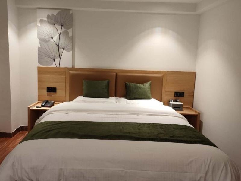 Басуо: GreenTree Inn Express Hainan Dongfang Yong'an Dong Road