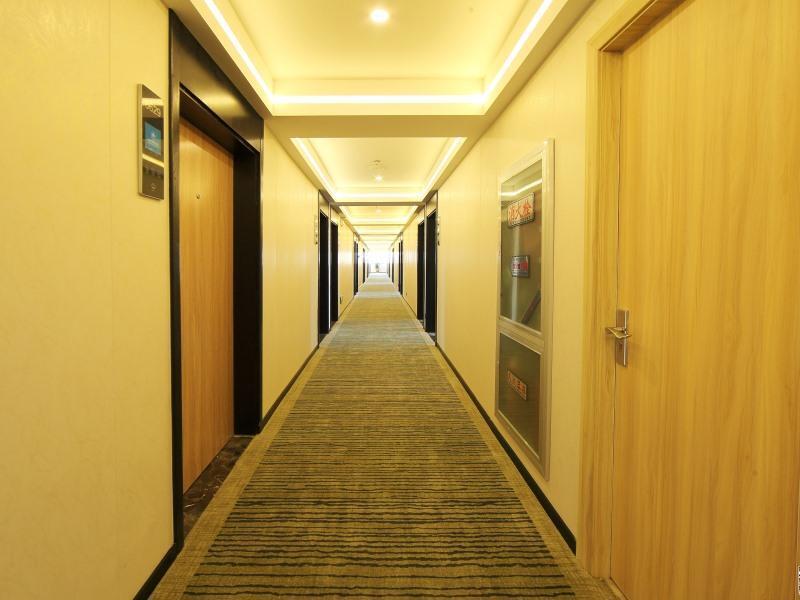 Уси: GreenTree Inn Wuxi Liangxi District North Jinshan Industrial Park Jianghai Xi Road