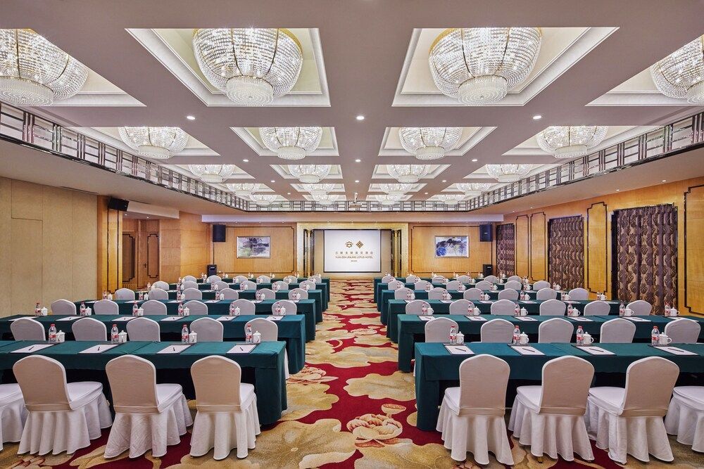 Пекин: Yun-zen Jinling Lotus Hotel