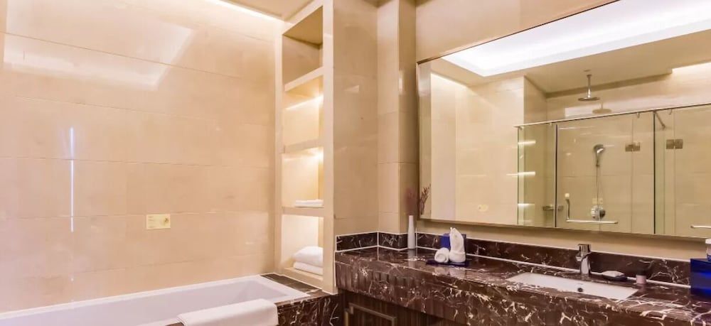 Пекин: Yun-zen Jinling Lotus Hotel