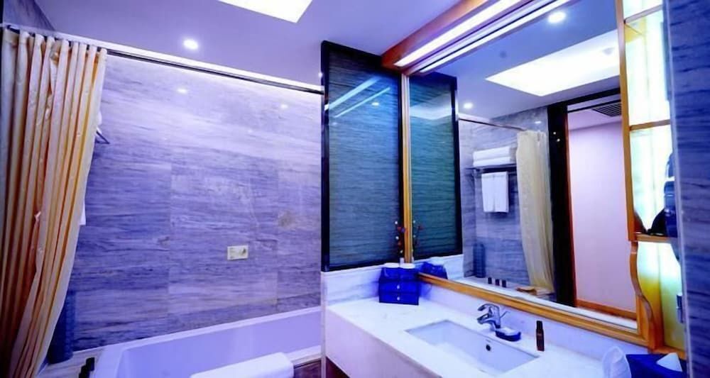 Пекин: Yun-zen Jinling Lotus Hotel