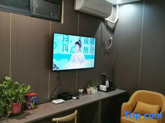 Наньян: Shell Hotel Nanyang High-Speed Railway Station Jiangying Airport Huayaocheng