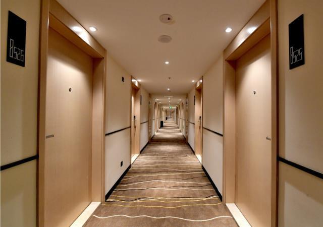 Цзясинь: City Comfort Inn Tongxiang Chongfu