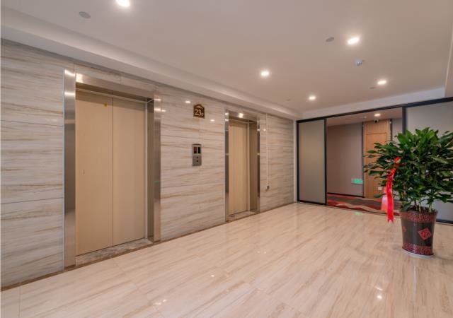 Цзинин: Borrman Hotel Jining Rencheng District Government Zhongde Plaza